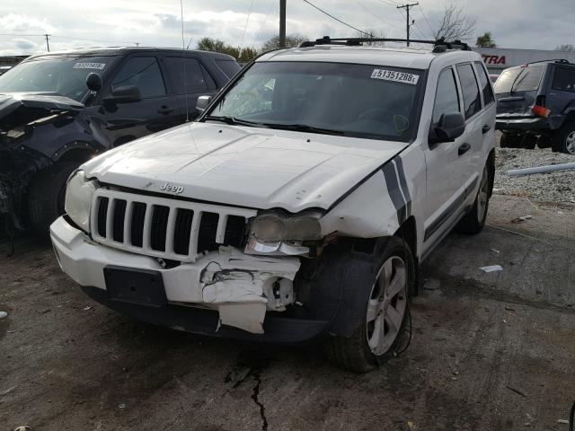 1J4GR48K05C536030 - 2005 JEEP GRAND CHER WHITE photo 2