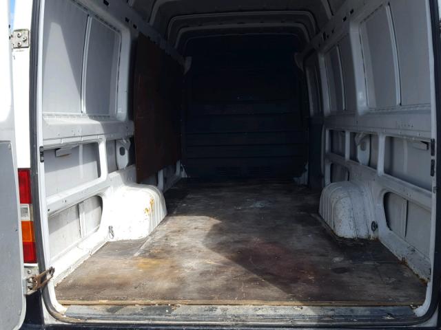 WDYPD744155810745 - 2005 FREIGHTLINER SPRINTER WHITE photo 6