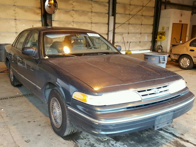 2FALP73W4TX182170 - 1996 FORD CROWN VICT GREEN photo 1