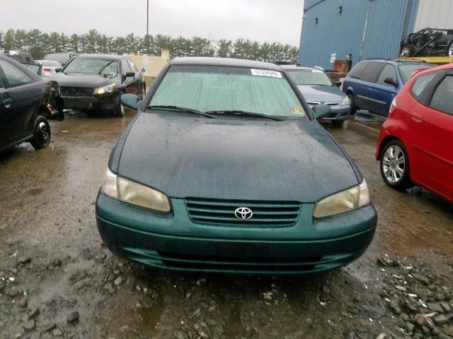 JT2BG22K5W0149553 - 1998 TOYOTA CAMRY CE GREEN photo 9