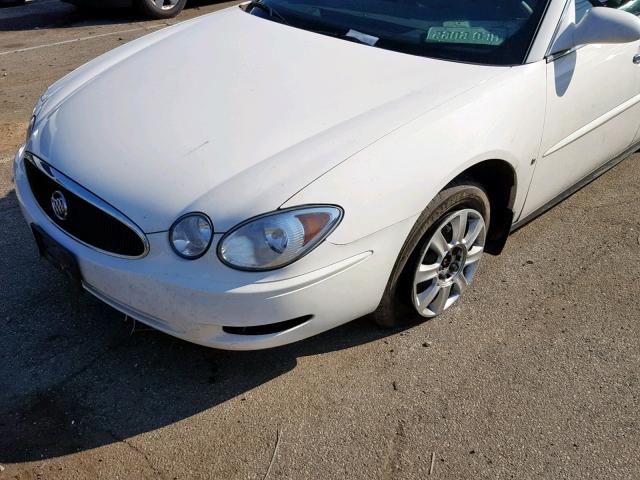 2G4WC582861251698 - 2006 BUICK LACROSSE C WHITE photo 9