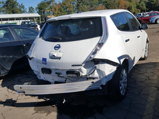 1N4AZ0CP1FC332075 - 2015 NISSAN LEAF S WHITE photo 4