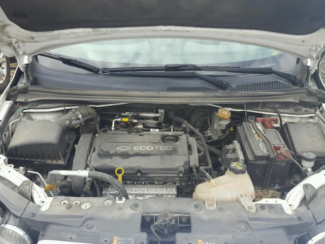 1G1JB6SH2C4133935 - 2012 CHEVROLET SONIC LS 白色 照片 7