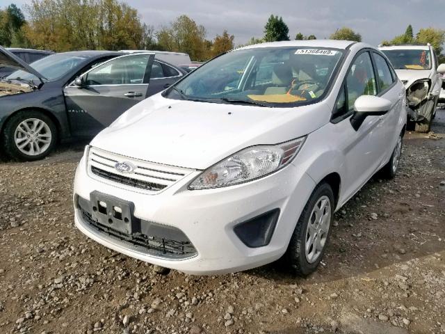 3FADP4AJ0BM130054 - 2011 FORD FIESTA S WHITE photo 2