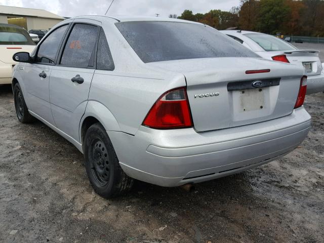 1FAFP34N37W170895 - 2007 FORD FOCUS ZX4 GRAY photo 3