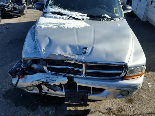 1B4HR48N22F152505 - 2002 DODGE DURANGO SL GRAY photo 7