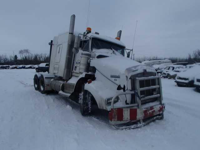 1XKDDB0X68R934271 - 2008 KENWORTH CONSTRUCTI WHITE photo 1