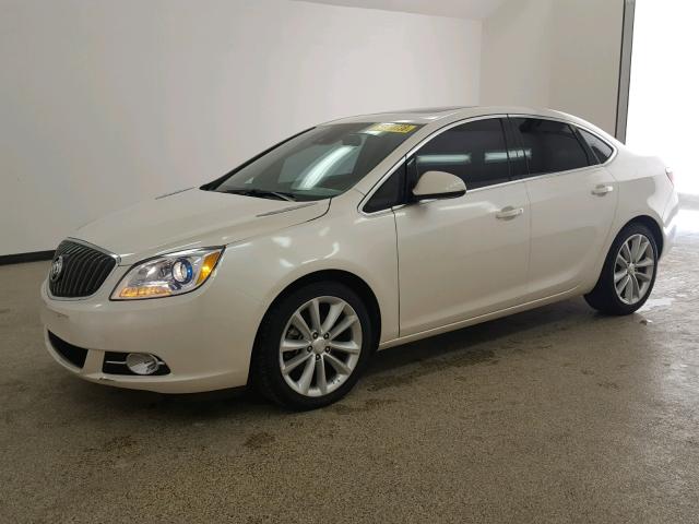 1G4PR5SK0F4186362 - 2015 BUICK VERANO CON WHITE photo 2