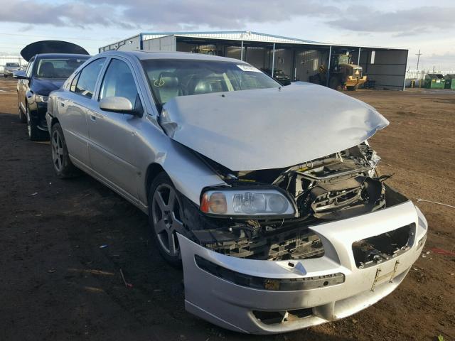 YV1RH527152462435 - 2005 VOLVO S60 R SILVER photo 1