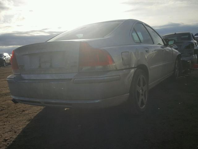 YV1RH527152462435 - 2005 VOLVO S60 R SILVER photo 4