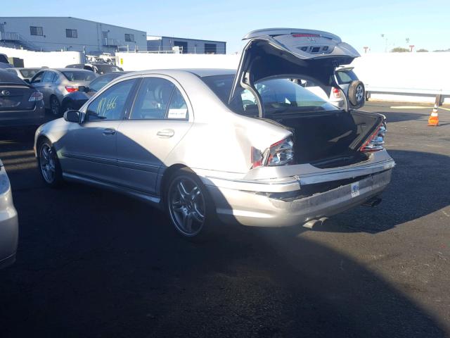 WDBRF76J25F625503 - 2005 MERCEDES-BENZ C 55 AMG SILVER photo 3