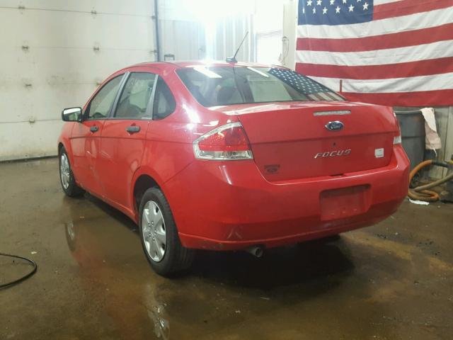 1FAHP34N08W264436 - 2008 FORD FOCUS S/SE RED photo 3