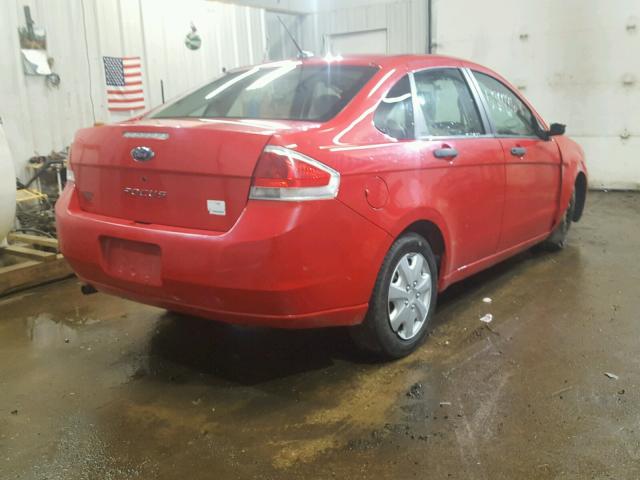 1FAHP34N08W264436 - 2008 FORD FOCUS S/SE RED photo 4