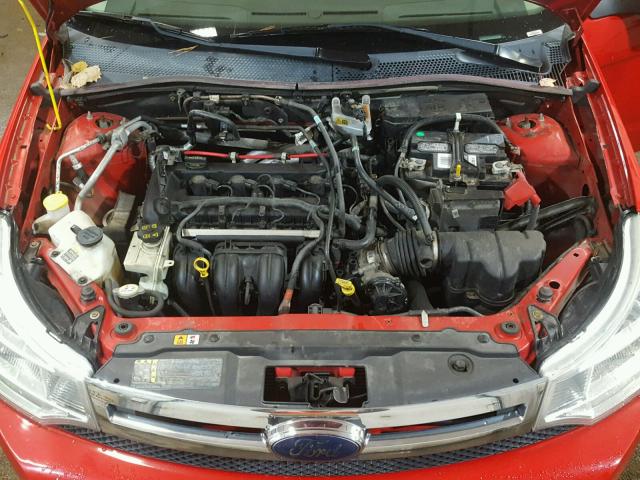 1FAHP34N08W264436 - 2008 FORD FOCUS S/SE RED photo 7