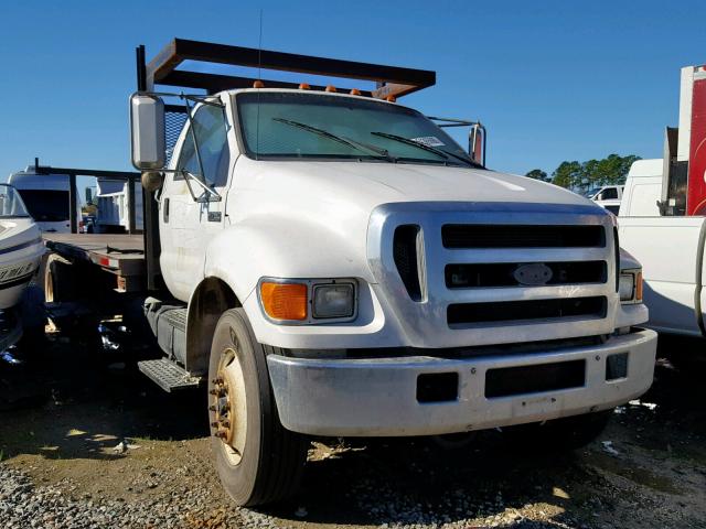 3FRXF75N67V508584 - 2007 FORD F750 SUPER WHITE photo 1