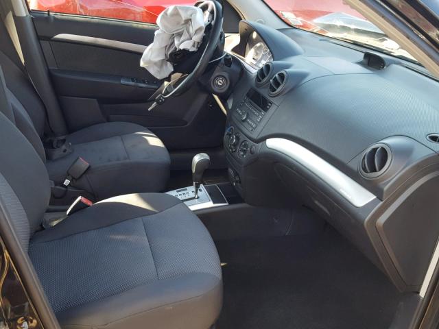 KL1TD5DE1BB205782 - 2011 CHEVROLET AVEO LS BLACK photo 5