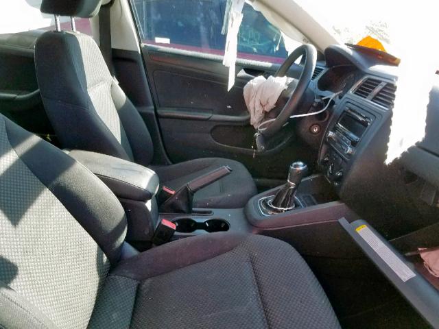 3VW1K7AJ4DM415482 - 2013 VOLKSWAGEN JETTA BASE Սպիտակ լուսանկար 5