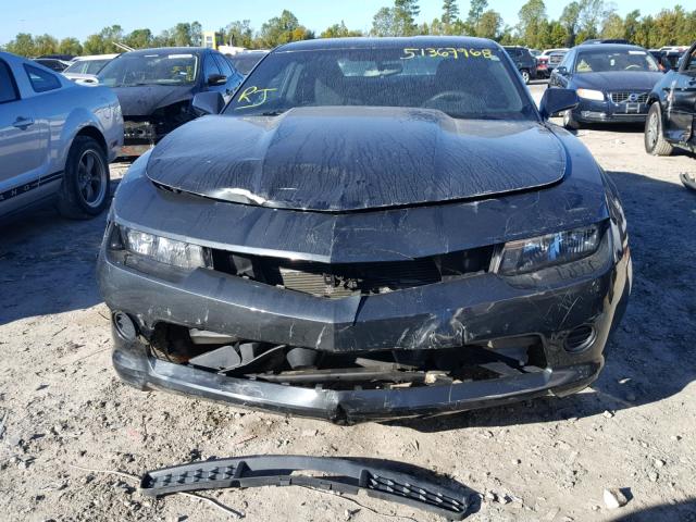 2G1FB1E38F9243995 - 2015 CHEVROLET CAMARO LS GRAY photo 9