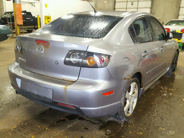 JM1BK323051261092 - 2005 MAZDA 3 S GRAY photo 4