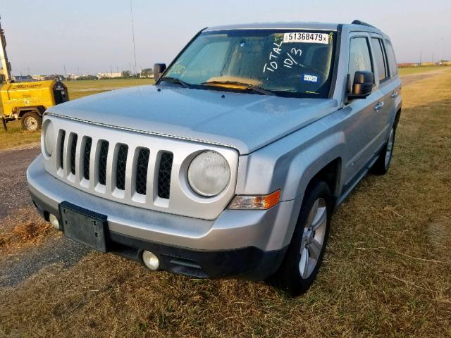 1J4NT1GA6BD122899 - 2011 JEEP PATRIOT SP SILVER photo 2