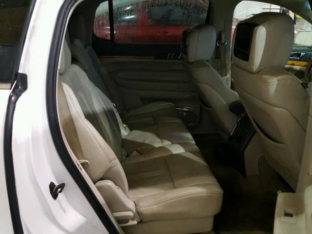 2LMHJ5AT9ABJ18439 - 2010 LINCOLN MKT WHITE photo 6