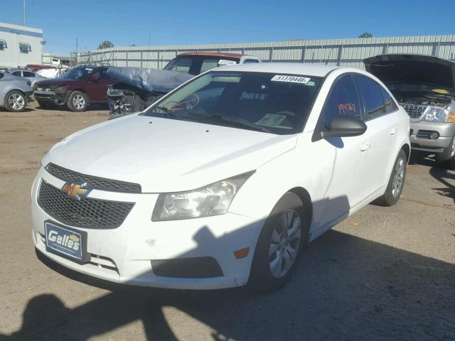 1G1PC5SH8C7372860 - 2012 CHEVROLET CRUZE LS WHITE photo 2