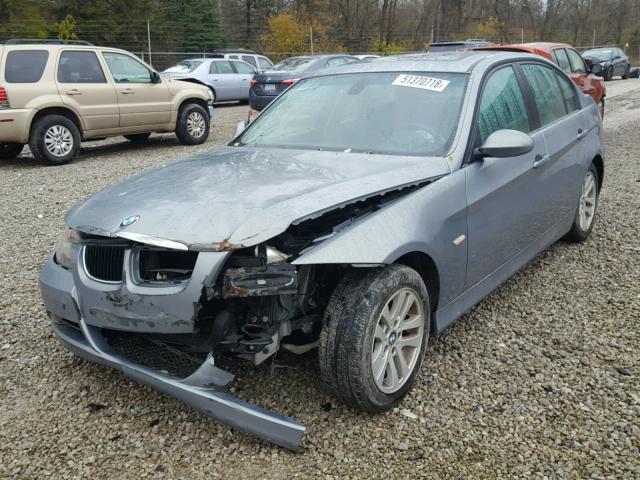 WBAVB17596NK36940 - 2006 BMW 325 I AUTO GRAY photo 2