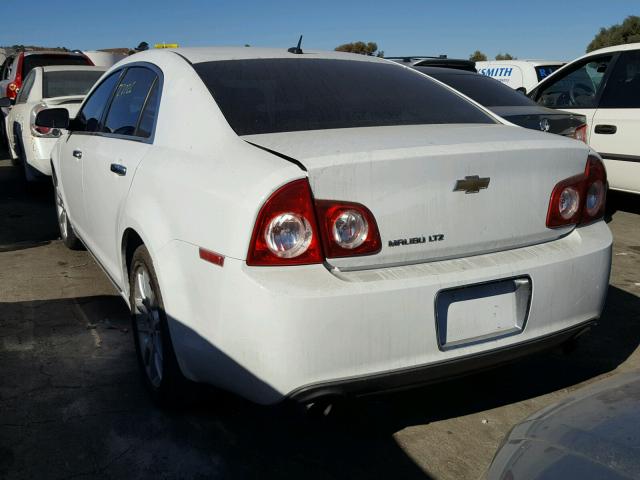 1G1ZE5E77BF266930 - 2011 CHEVROLET MALIBU LTZ 白色 照片 3