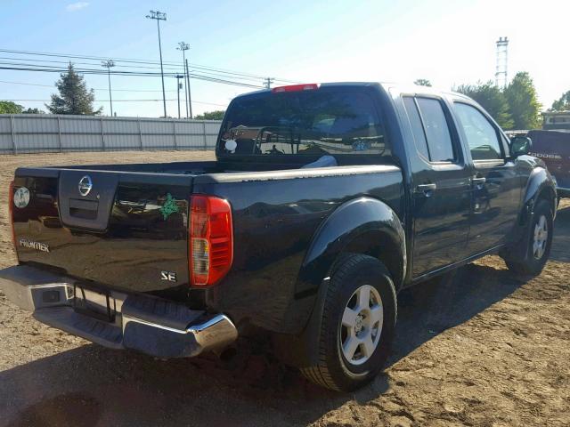 1N6AD07W05C401215 - 2005 NISSAN FRONTIER C BLACK photo 4