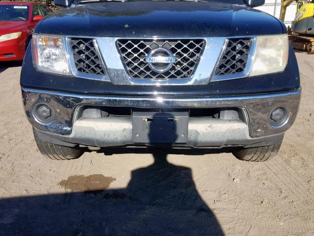 1N6AD07W05C401215 - 2005 NISSAN FRONTIER C BLACK photo 9