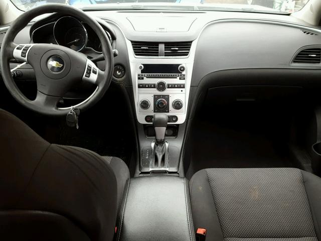 1G1ZC5E19BF169245 - 2011 CHEVROLET MALIBU 1LT 银色 照片 9