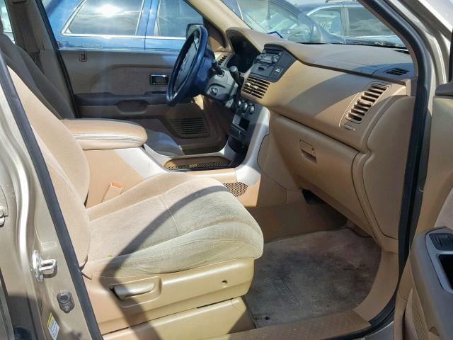 2HKYF18135H549111 - 2005 HONDA PILOT LX GOLD photo 5