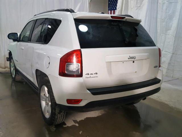 1J4NF1FB3BD210987 - 2011 JEEP COMPASS SP WHITE photo 3