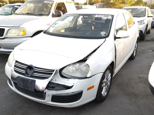 3VWDF71K07M078906 - 2007 VOLKSWAGEN JETTA 2.5 WHITE photo 2