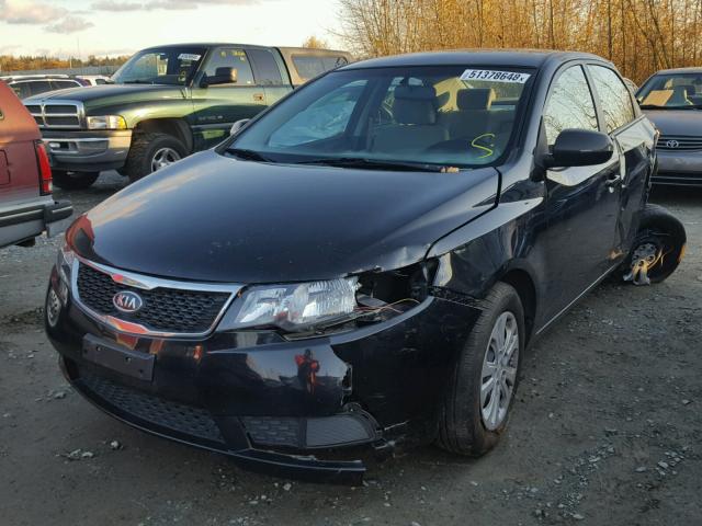 KNAFU4A26D5735125 - 2013 KIA FORTE EX BLACK photo 2