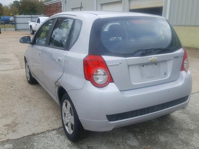 KL1TD66E69B657837 - 2009 CHEVROLET AVEO LS SILVER photo 3