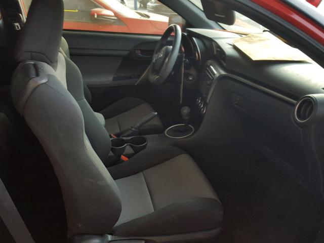 JTKJF5C74E3084086 - 2014 TOYOTA SCION TC წითელი ფოტო 5