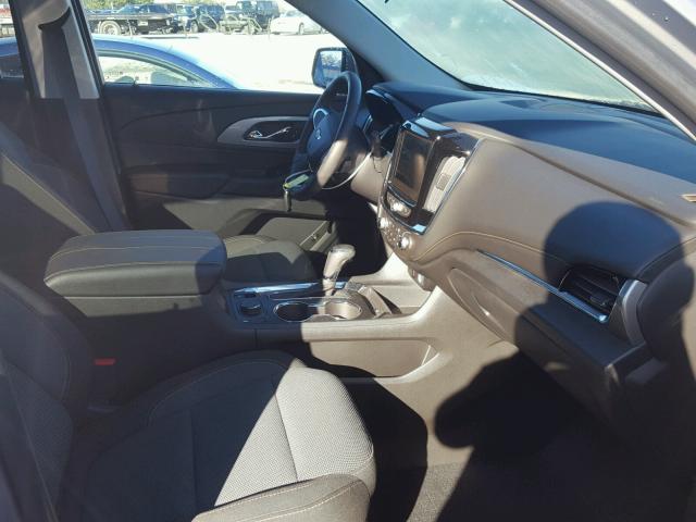 1GNERGKWXJJ213675 - 2018 CHEVROLET TRAVERSE L 灰色 照片 5