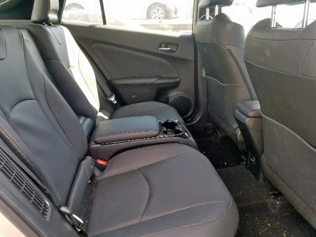 JTDKARFP3K3107947 - 2019 TOYOTA PRIUS PRIM 银色 照片 6