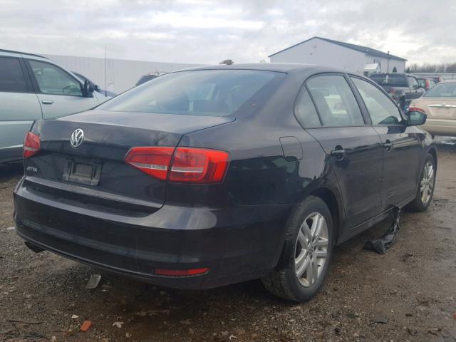 3VW2K7AJ7FM350666 - 2015 VOLKSWAGEN JETTA BASE BLACK photo 4