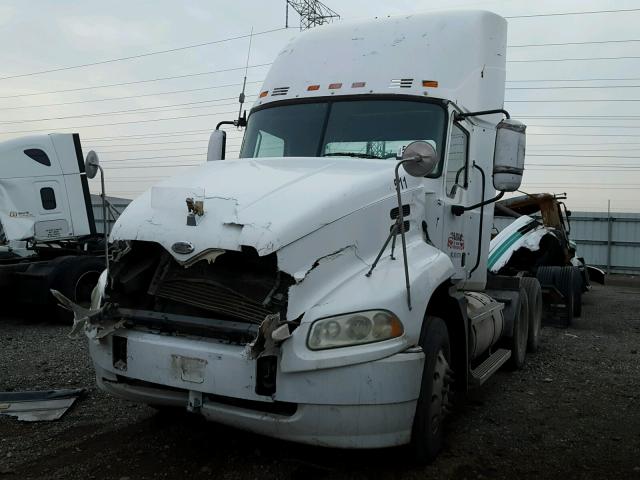 1M1AK06Y57N021919 - 2007 MACK 600 CXN600 WHITE photo 2