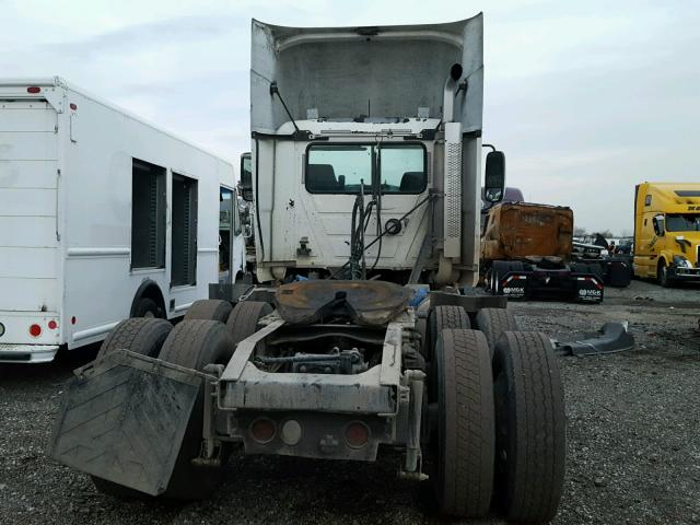 1M1AK06Y57N021919 - 2007 MACK 600 CXN600 WHITE photo 9