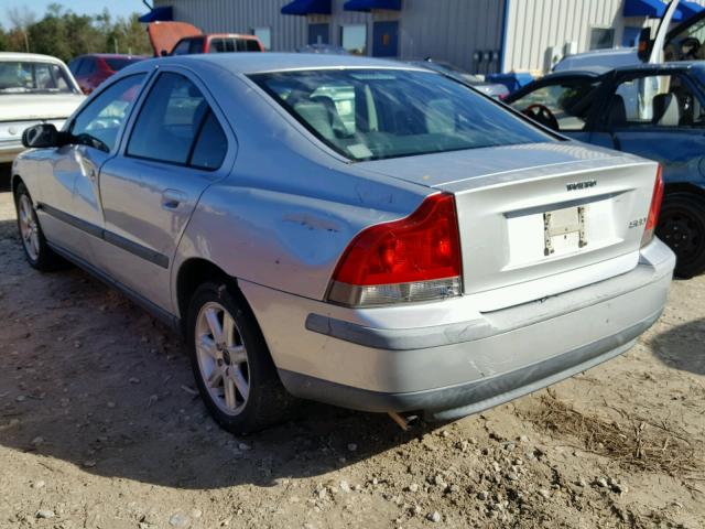 YV1RS61R022166652 - 2002 VOLVO S60 SILVER photo 3