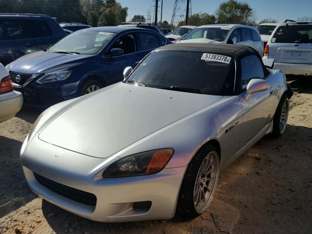 JHMAP11482T000822 - 2002 HONDA S2000 SILVER photo 2