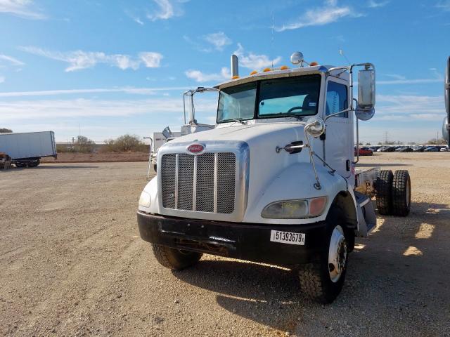 2NPLHZ7X27M731161 - 2007 PETERBILT 335 WHITE photo 2