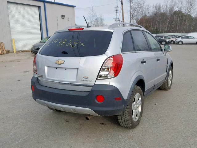 3GNAL2EK1DS585534 - 2013 CHEVROLET CAPTIVA LS 银色 照片 4