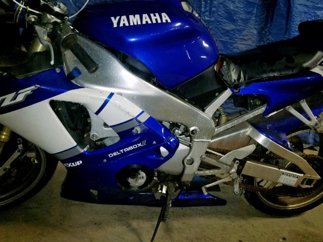 JYARN02E4XA004893 - 1999 YAMAHA YZFR1 BLUE photo 7