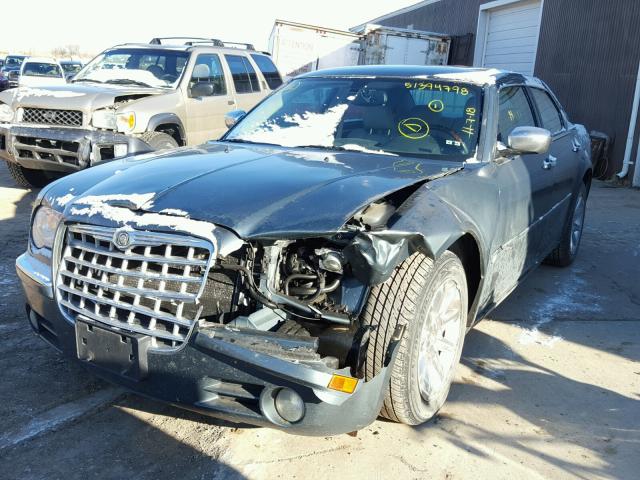 2C3JA63HX5H608704 - 2005 CHRYSLER 300C BLUE photo 2