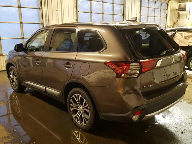 JA4AZ3A38JZ034375 - 2018 MITSUBISHI OUTLANDER GRAY photo 3