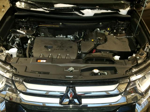 JA4AZ3A38JZ034375 - 2018 MITSUBISHI OUTLANDER GRAY photo 7